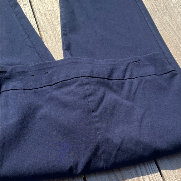 JM Collection Navy Cropped Pants - Picture 4 of 7